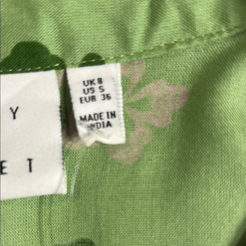 Daisy Street Women’s Green Cropped Shirt - Picture 4 of 6